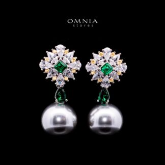 Omnia Nashita Fresh Water Pearl Drop Earrings in 925 Silver In High Quality Simulated Diamonds