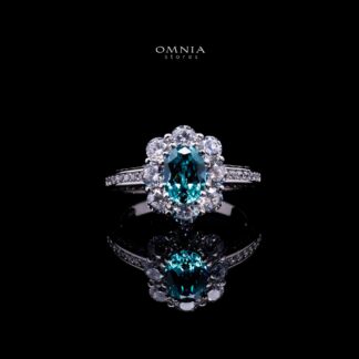 Omnia Mashael Sky Blue Silver RIng 925 Silver in High Quality Simulated Diamonds