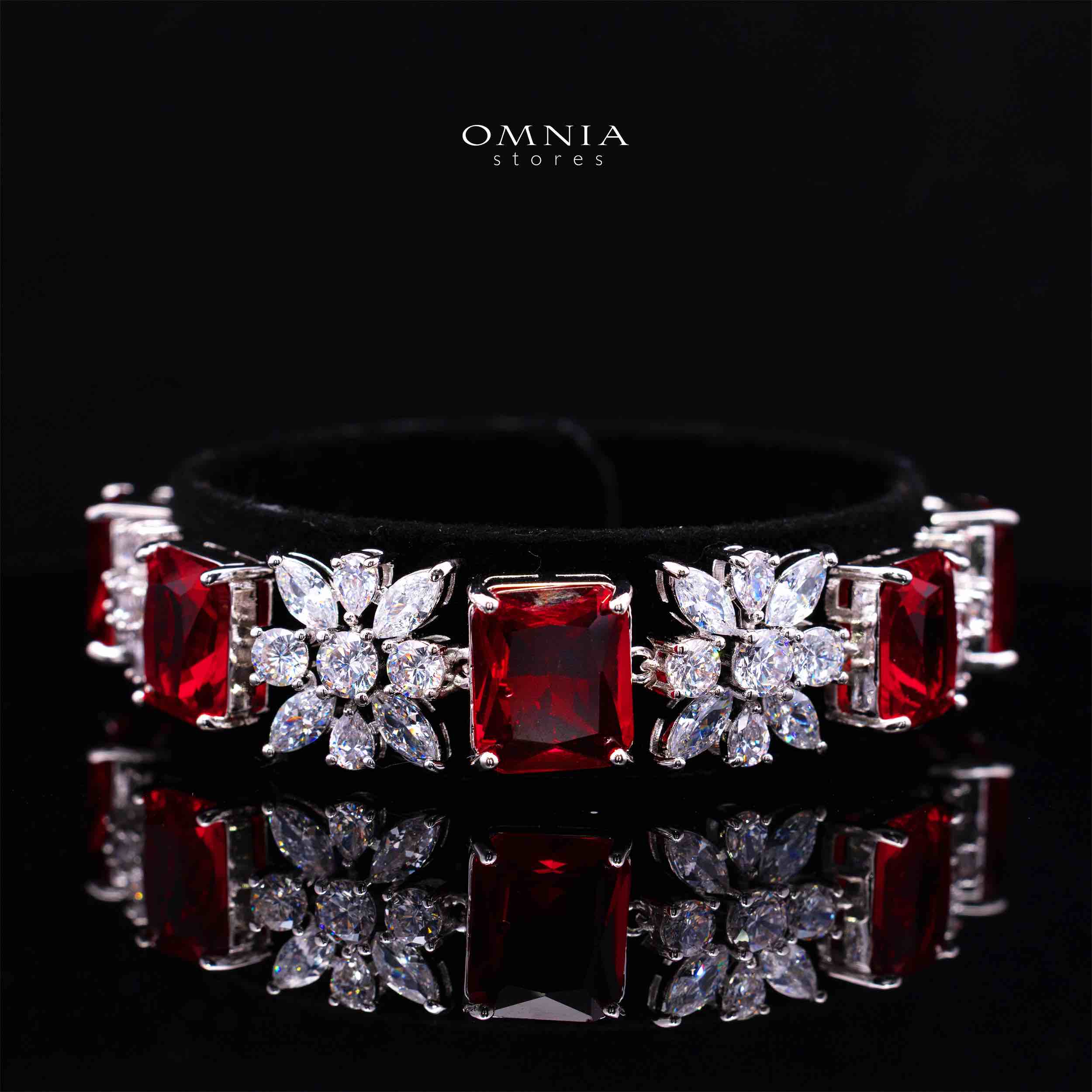Omnia Charlotte Red Luxry Bridal Full Set with Emerald and Pear-Cut High-Quality Simulated Diamonds Rhodium Plated - Image 3