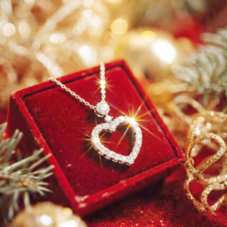 Omnia Raeda White Heart Pendant Necklace In 925 Silver High Quality Caertified Lab Crafted Stones