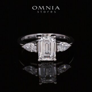 Aysha Lab Grown IGI Certifited Emerald Cut D VS1 White Ring High Quality 925 Silver 1.60ct