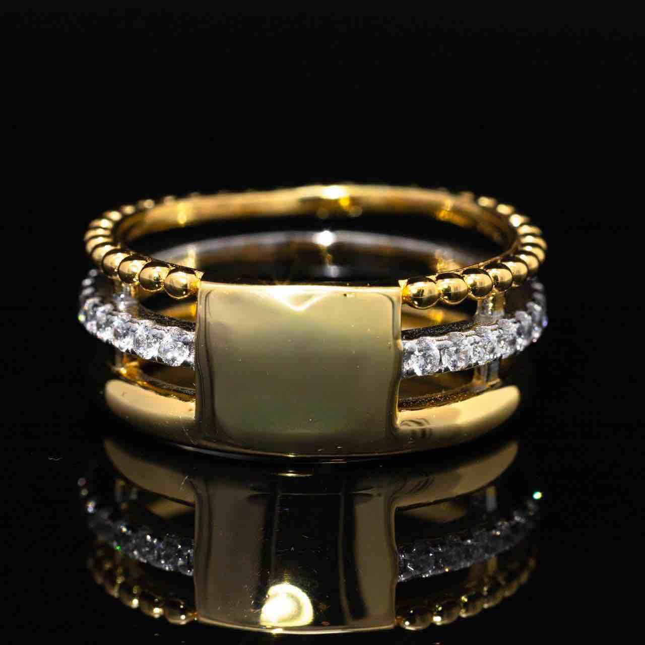 Omnia Leen Gold Ring With High Quality Simulated Diamonds In 925 Silver - Image 2