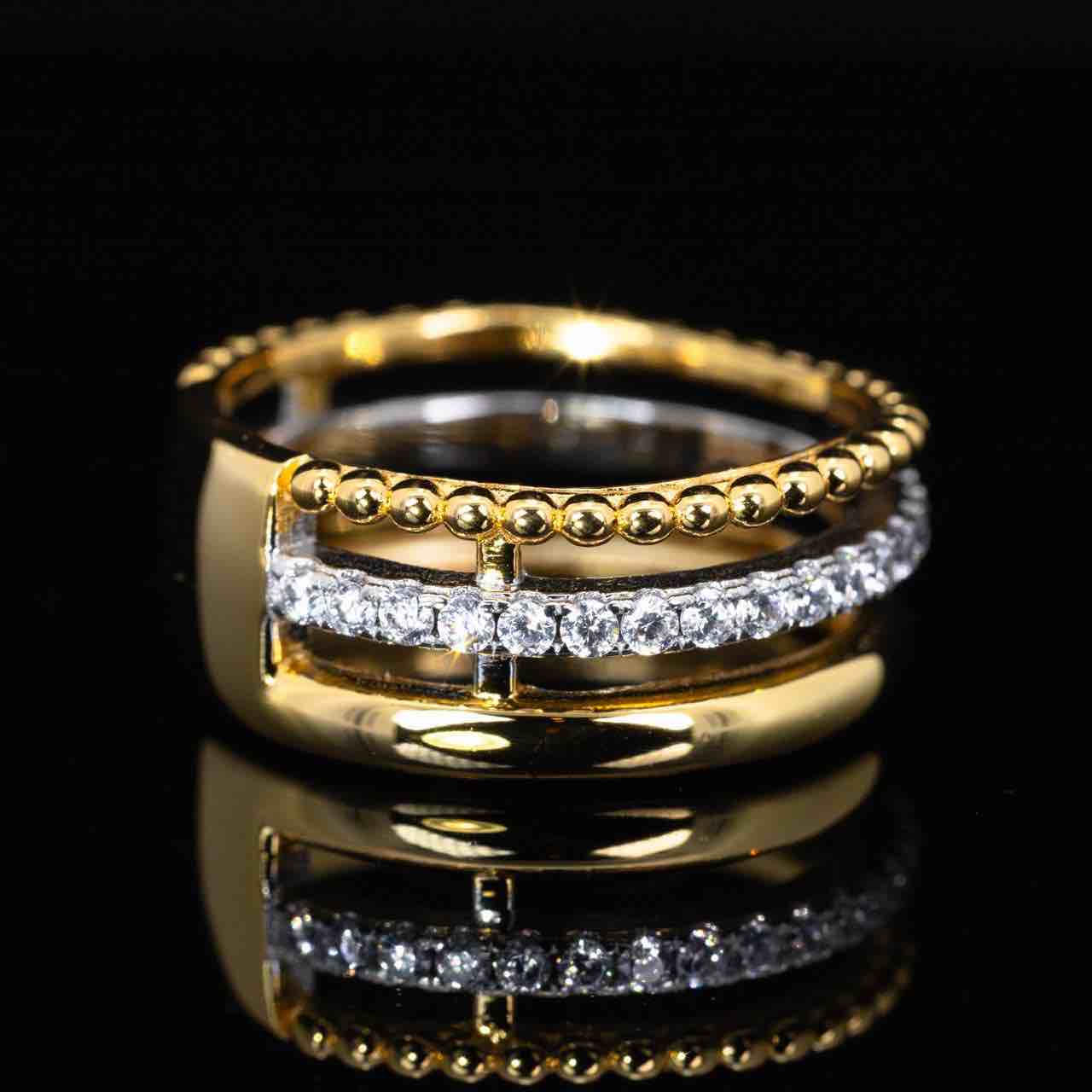 Omnia Leen Gold Ring With High Quality Simulated Diamonds In 925 Silver - Image 3