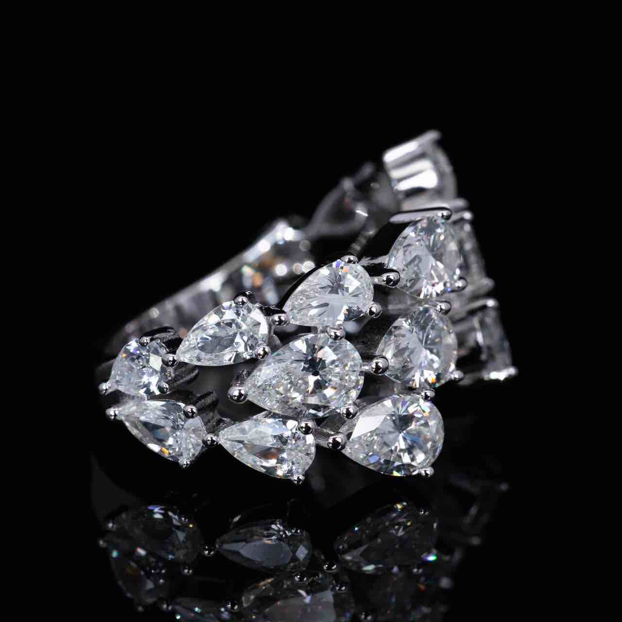 Omnia Nylah White Ring With High Quality Simulated Diamonds In 925 Silver - Image 3