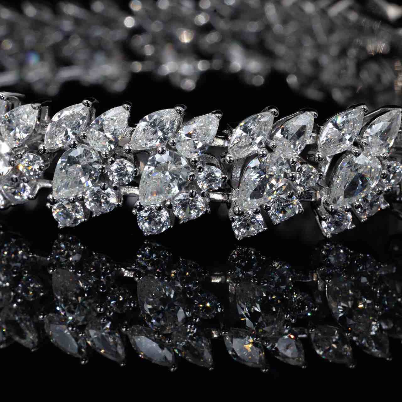 Omnia Maeen White Bracelet With High Quality White Simulated Diamonds Stones in 925 Silver - Image 3