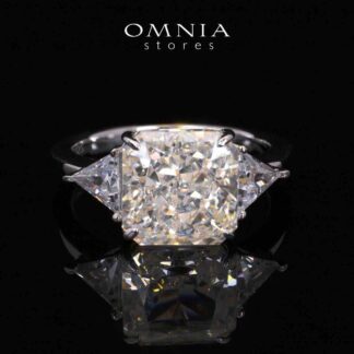 Paula White Ring With High Quality Simulated Diamonds in 925 Silver