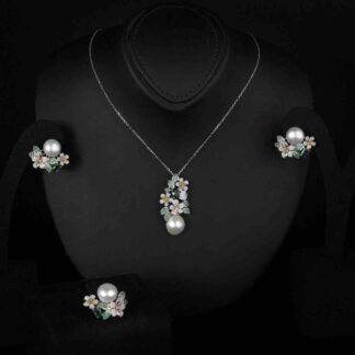 Ivanna Flower Design Fresh Real Pearl Necklace, Earrings and Ring Set in 925 Silver With High Quality Simulated Diamonds