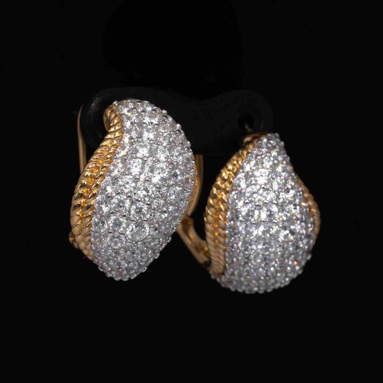 Chelsea Goldend Clip Earrings in 925 Silver Accessories High Quality Simulated Diamonds - Image 2