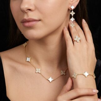 Omnia Golden Clove White Choker Full Set with High-Quality Simulated Diamonds Gold Plated 42cm