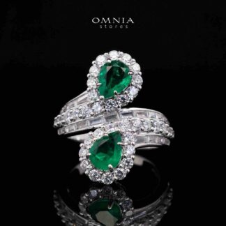 Isabell Green and White Pear Cut Ring in 925 Silver With High Quality Simulated Diamonds