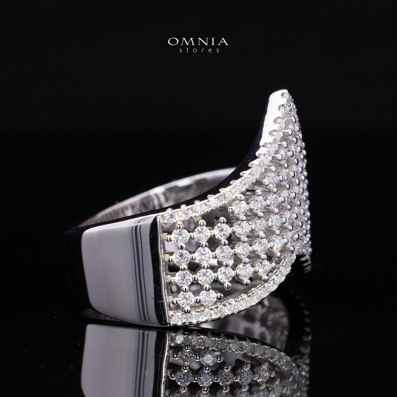 Kinslee White Lab-Grown Moissanite Stone Ring with GRA Certified Premium in 925 Sterling Silver - Image 3