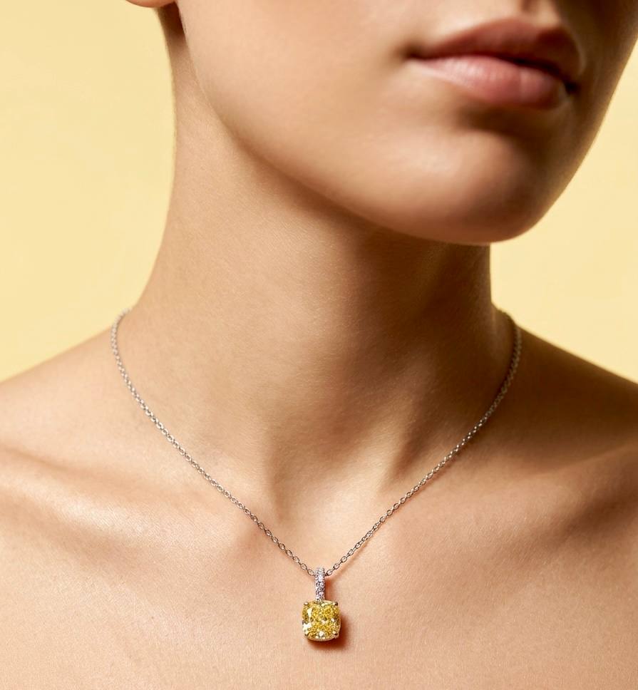 Norea Yellow Cushion-Cut Pendant Necklace in 925 Sterling Silver with Simulated Diamond Stones