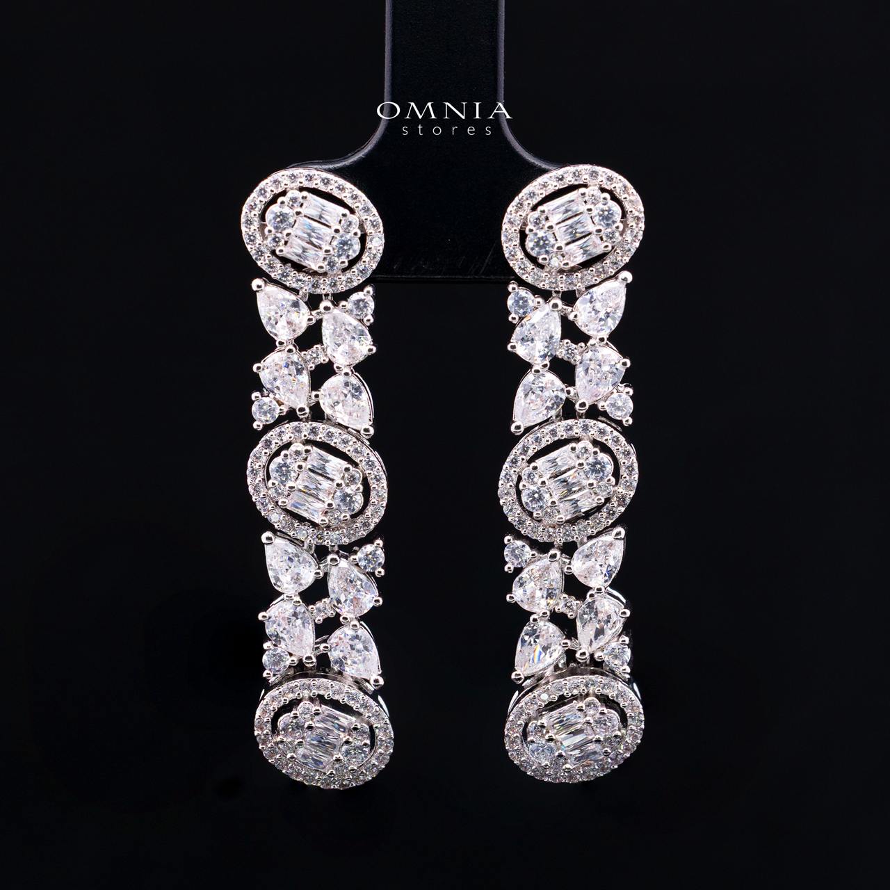Rahima White Luxury Bridal Full Set with High-Quality Simulated Diamonds and Rhodium Plating - Image 4
