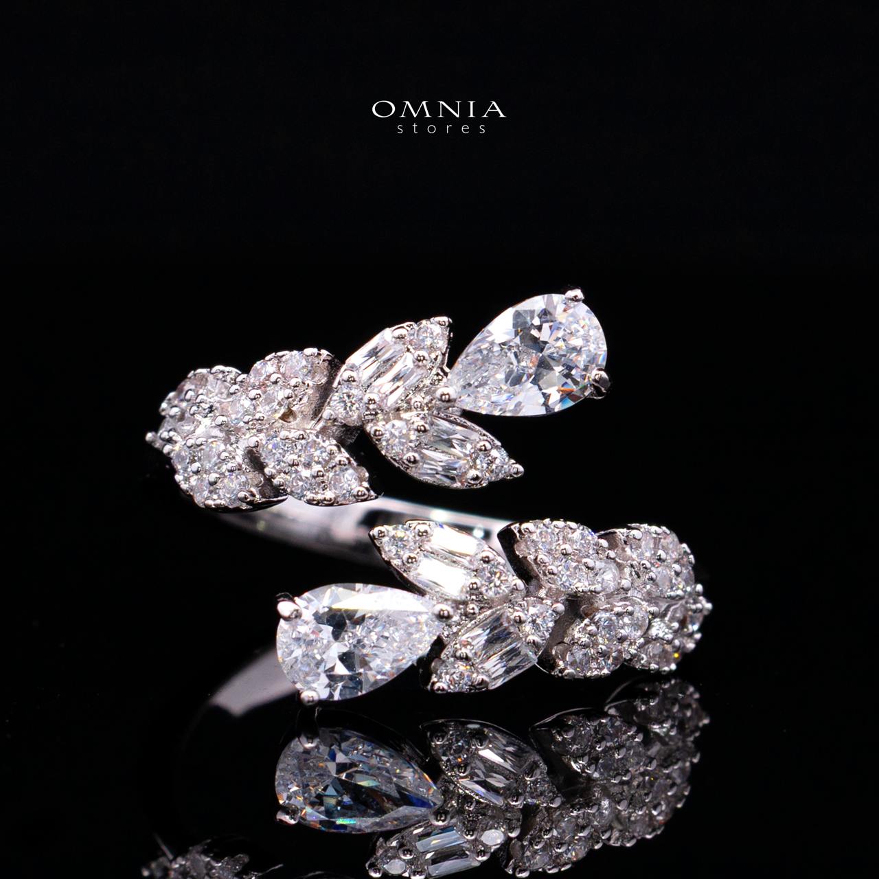 Aylara White Luxury Bridal Full Jewelry Set with High-Quality Premium Simulated Diamonds - Image 5