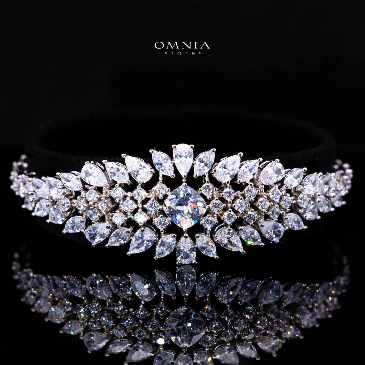 Haneeza White Luxury Bridal Full Set with High-Quality Simulated Diamonds, Rhodium Plated - Image 3