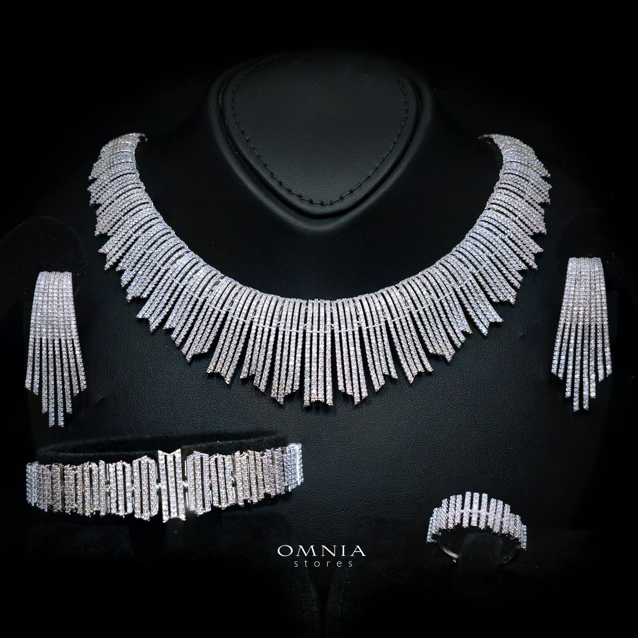 Zuhaira White Luxury Bridal Full Jewelry Set with High-Quality Premium Simulated Diamonds - Image 2