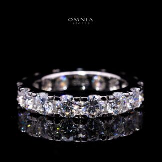 Stina Round Moissanite Ring 4mm (0.3CT) with Certificate in 925 Sterling Silver