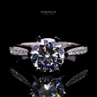 Frances 5mm Round Moissanite Ring (0.5 CT) with Certificate in 925 Sterling Silver