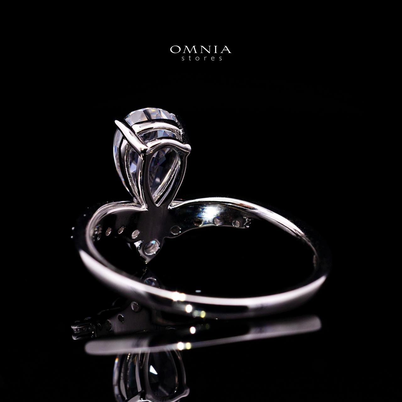 Antonella Ring with Certified Premium Simulated Diamonds in 925 Sterling Silver - Image 4